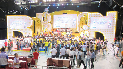 Robocon2012亞太大學(xué)生機(jī)器人大賽總決賽現(xiàn)場(chǎng).jpg