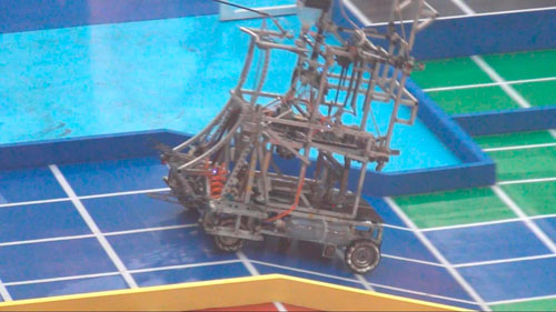 Robocon2012總決賽電子科技大學(xué)自動(dòng)車(chē)（QMA-15）.jpg